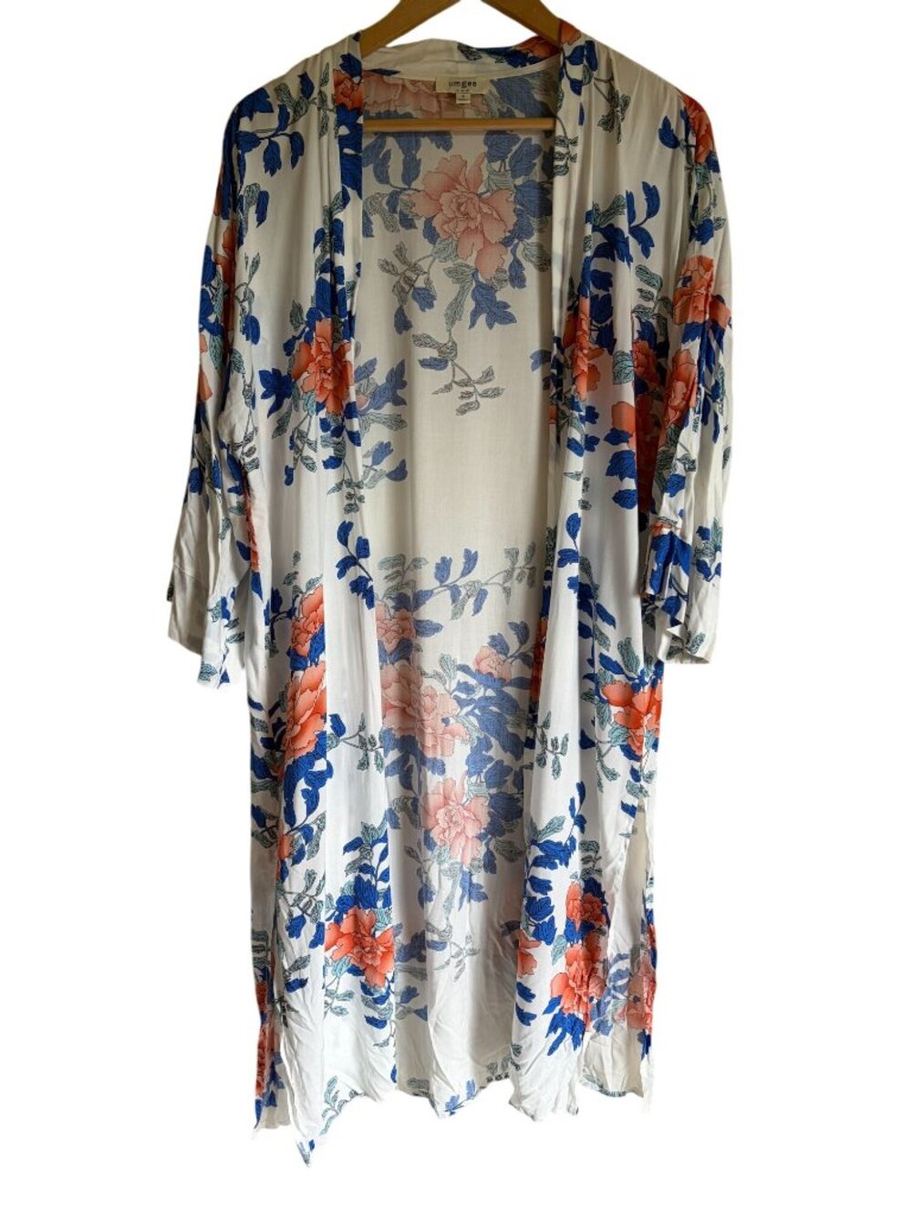 Umgee Size Small White Floral Kimono Wrap